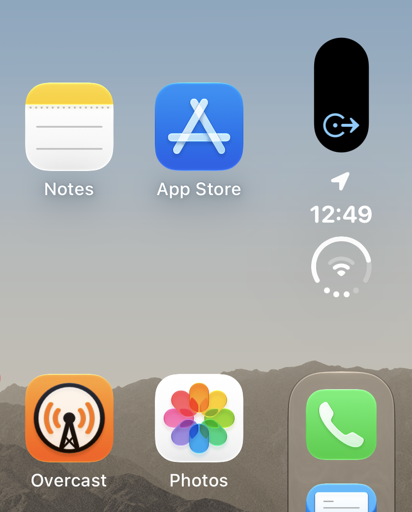Apple Maps live activity in the Dynamic Island of the Duo taking up a very small, appropriate amount of space